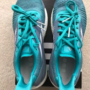 Adidas Solar Glide ST . Blueish/teal.